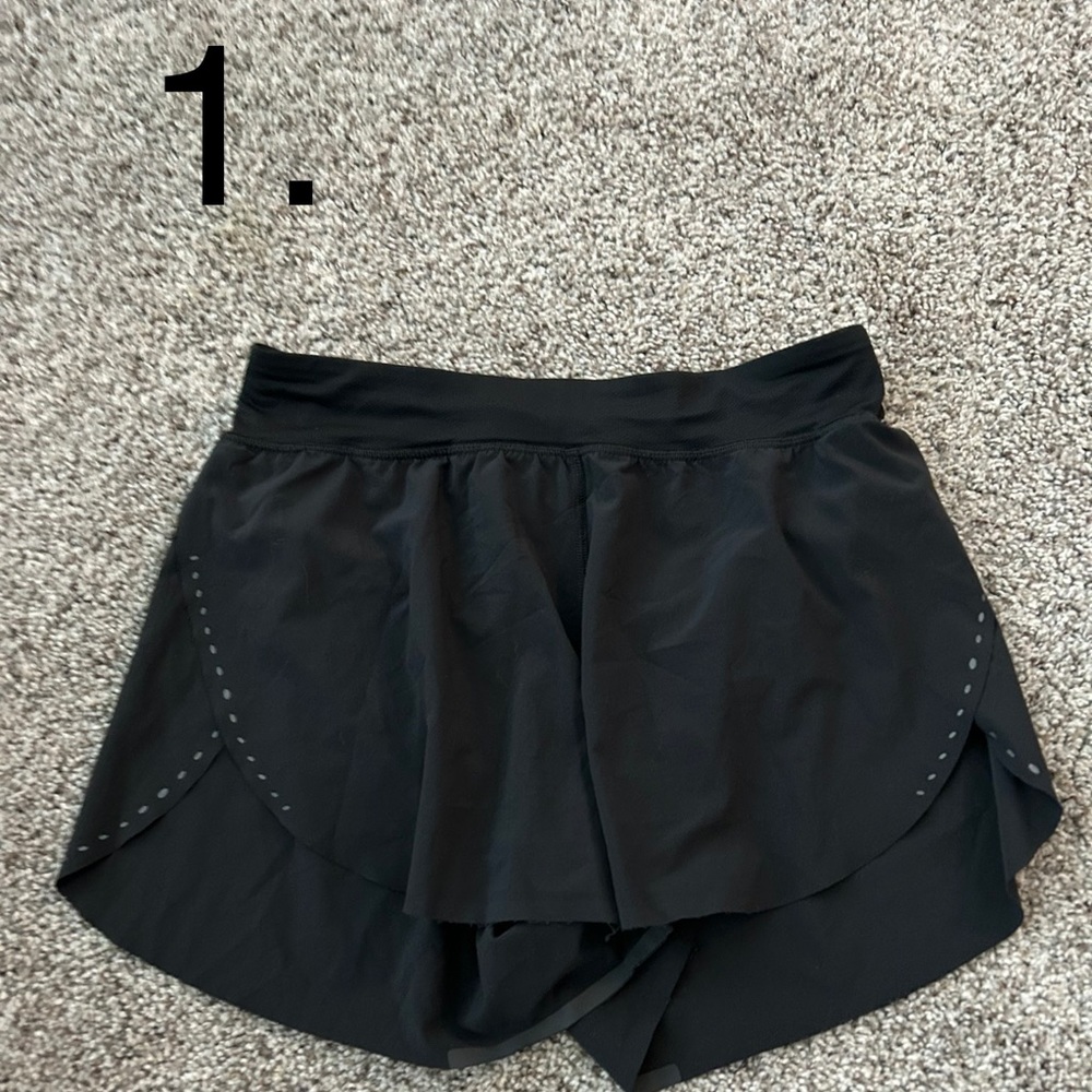Lululemon Find Your Pace shorts